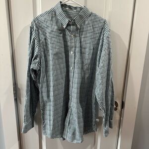 L.L. Bean Men’s Wrinkle Resistant Button Down Shirt | Large | Traditional Fit